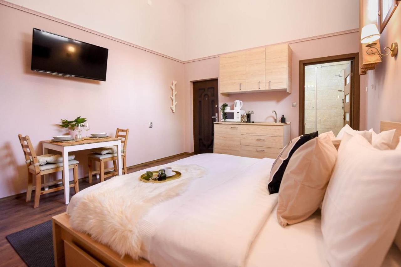 Le Petit & Cosy - Best Location Old Town & Quiet Bükreş Dış mekan fotoğraf