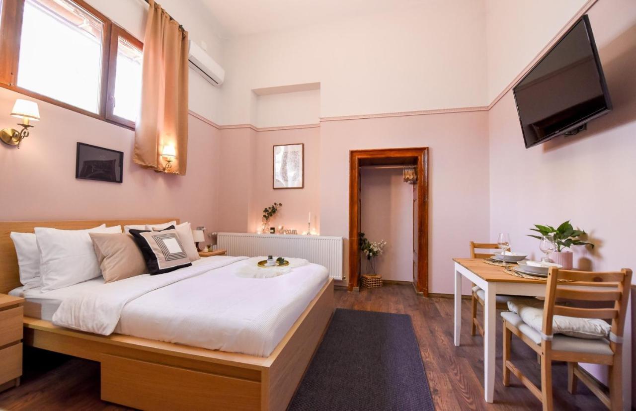 Le Petit & Cosy - Best Location Old Town & Quiet Bükreş Dış mekan fotoğraf