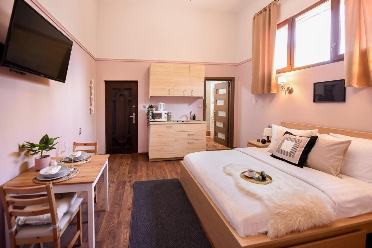 Le Petit & Cosy - Best Location Old Town & Quiet Bükreş Dış mekan fotoğraf