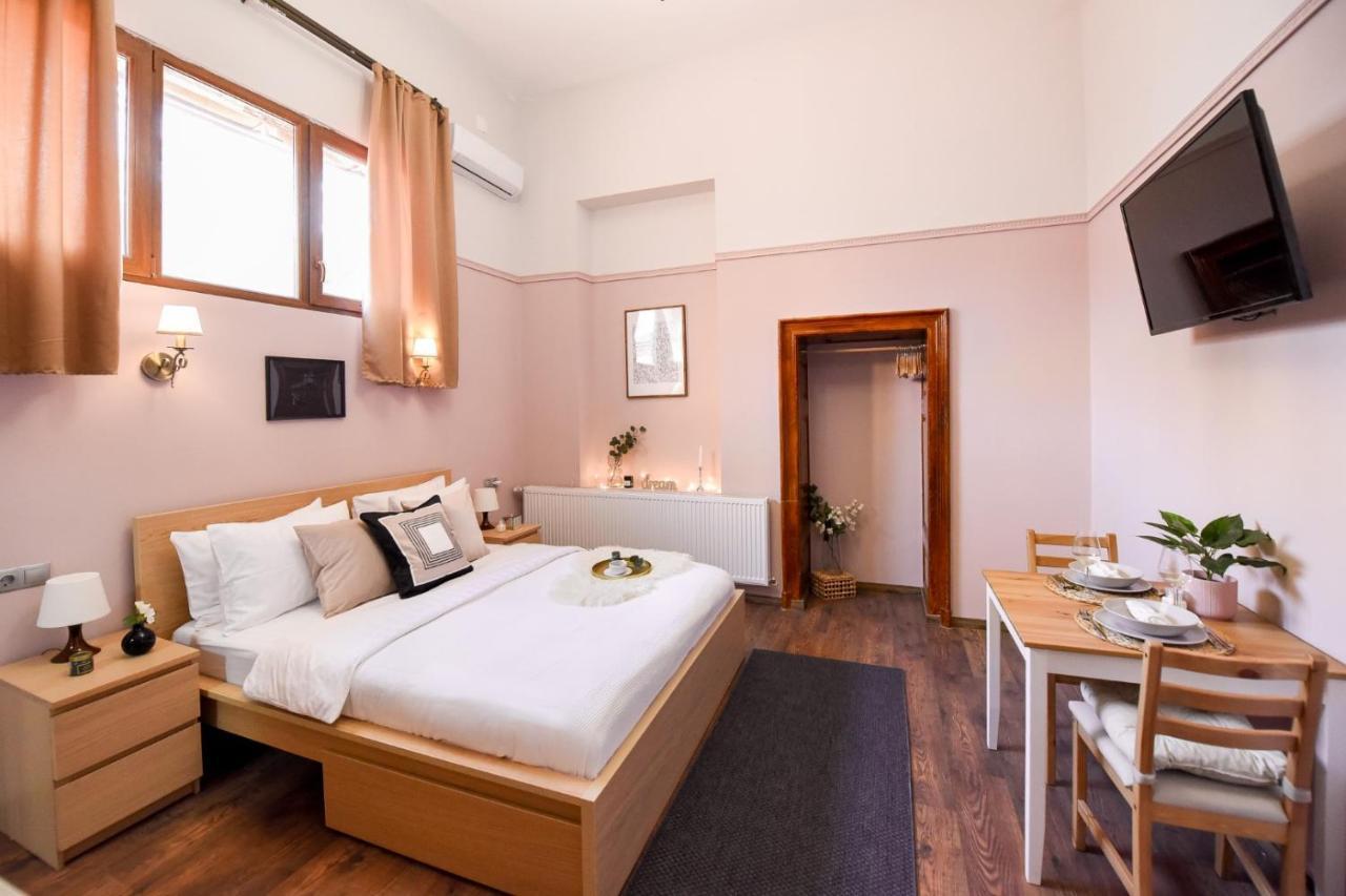 Le Petit & Cosy - Best Location Old Town & Quiet Bükreş Dış mekan fotoğraf