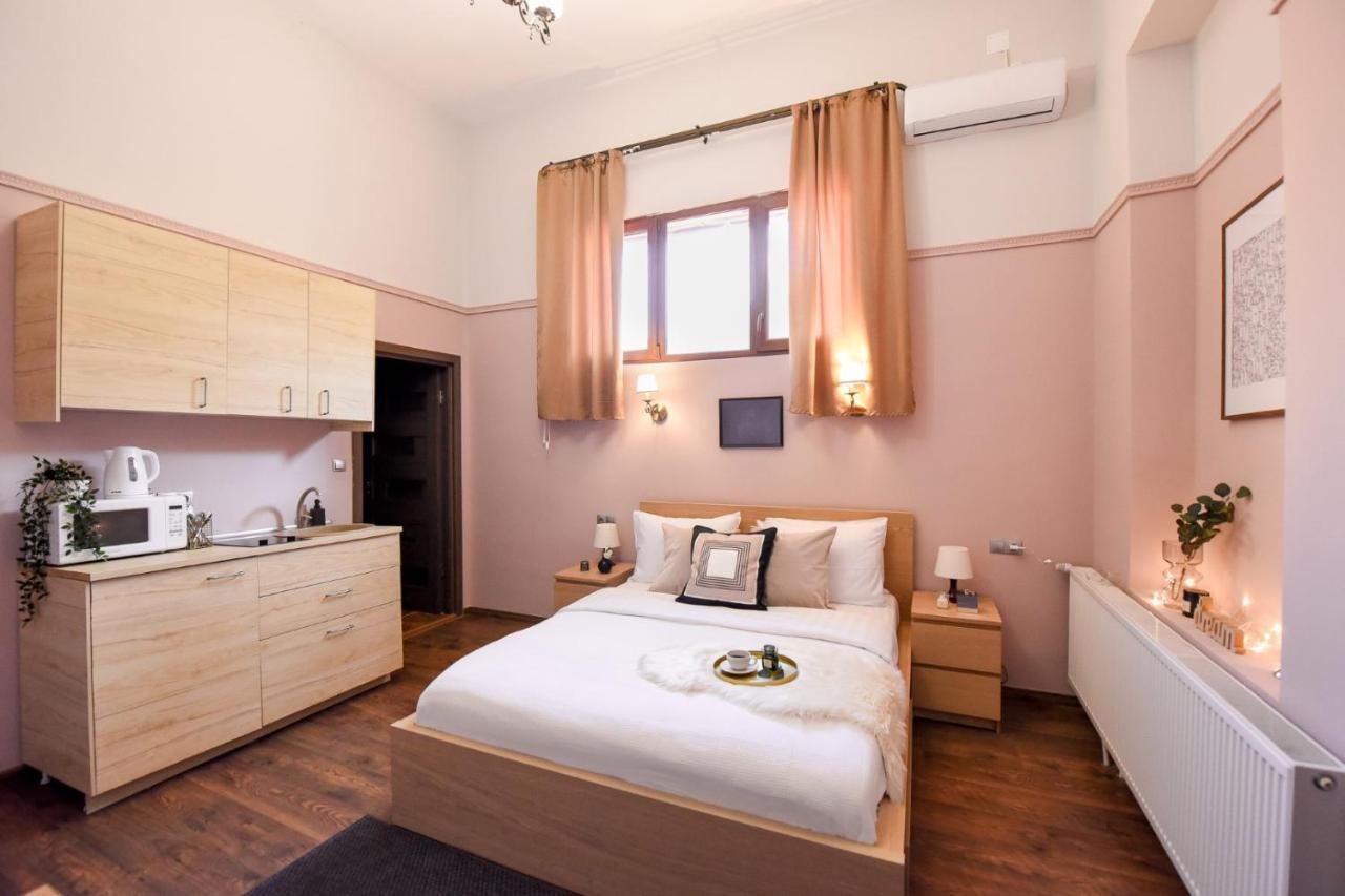 Le Petit & Cosy - Best Location Old Town & Quiet Bükreş Dış mekan fotoğraf