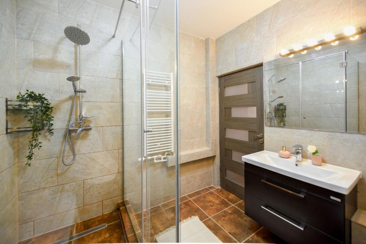 Le Petit & Cosy - Best Location Old Town & Quiet Bükreş Dış mekan fotoğraf